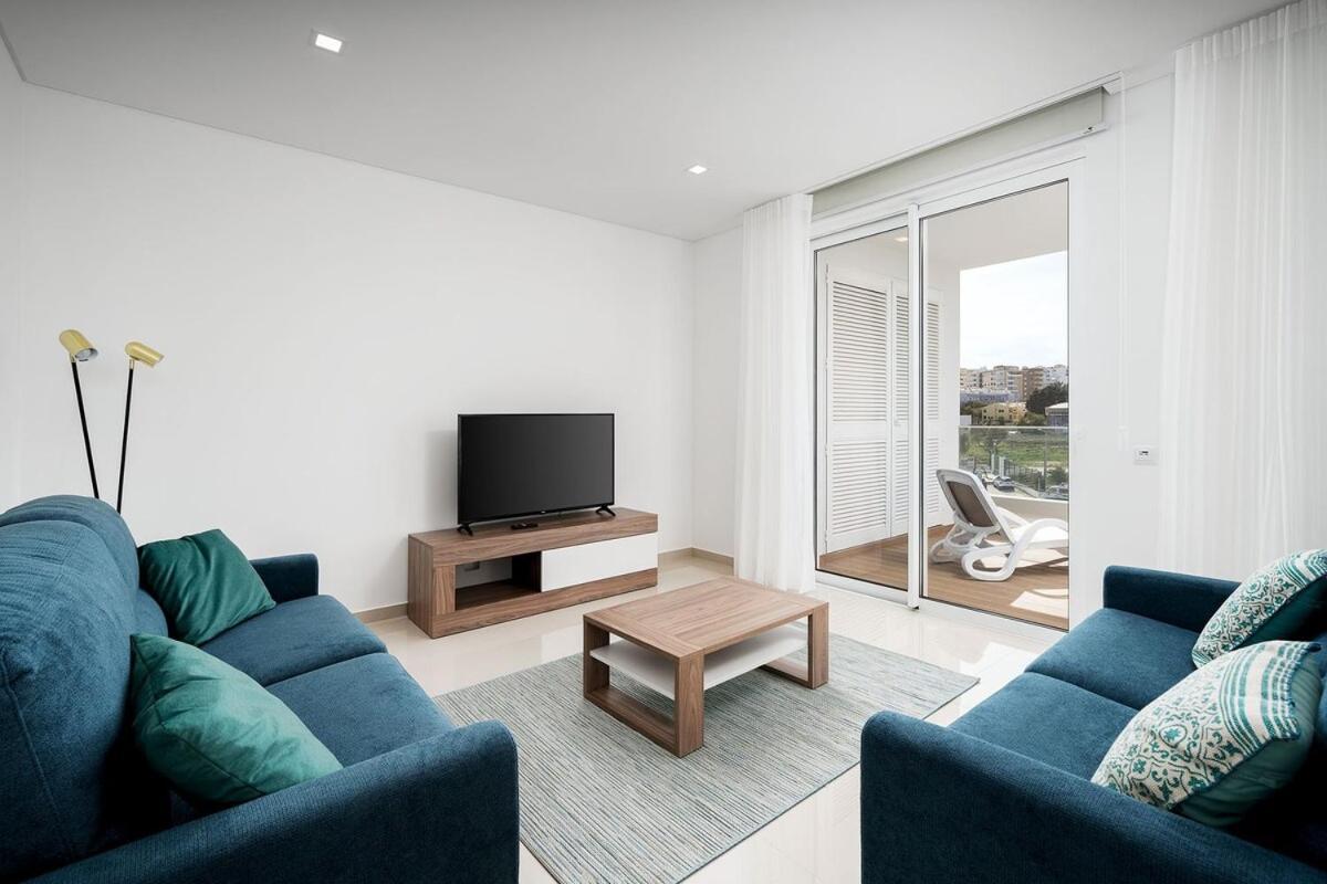 Apartment Blue Pearl Cosy